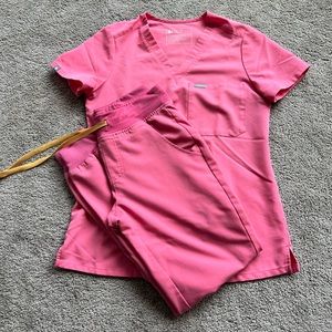 NEON PINK FIGS